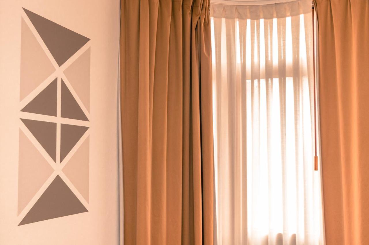 Hotel Plaza Onís Kültér fotó